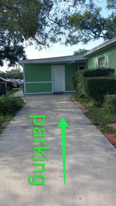 Green House Tampa Luaran gambar