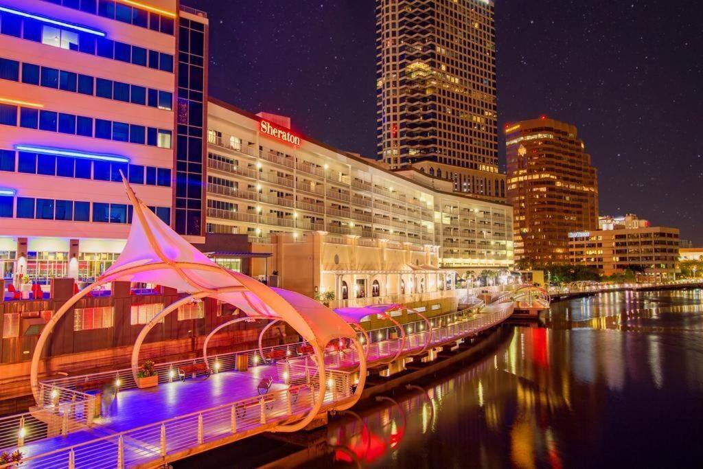 Green House Tampa Luaran gambar